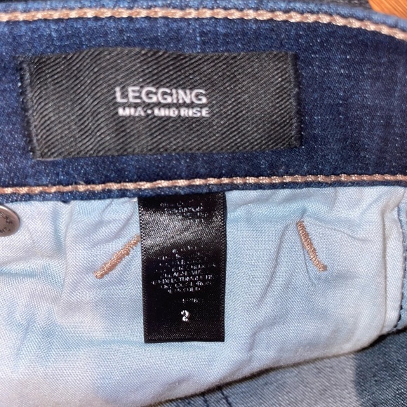 Express Jeans. Distressed. Stretchy. Mid rise. Size 2. - Picture 2 of 4